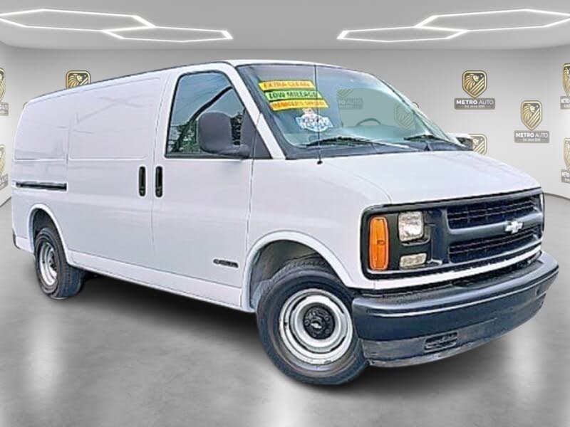 1999 Chevrolet Express Cargo G1500 RWD