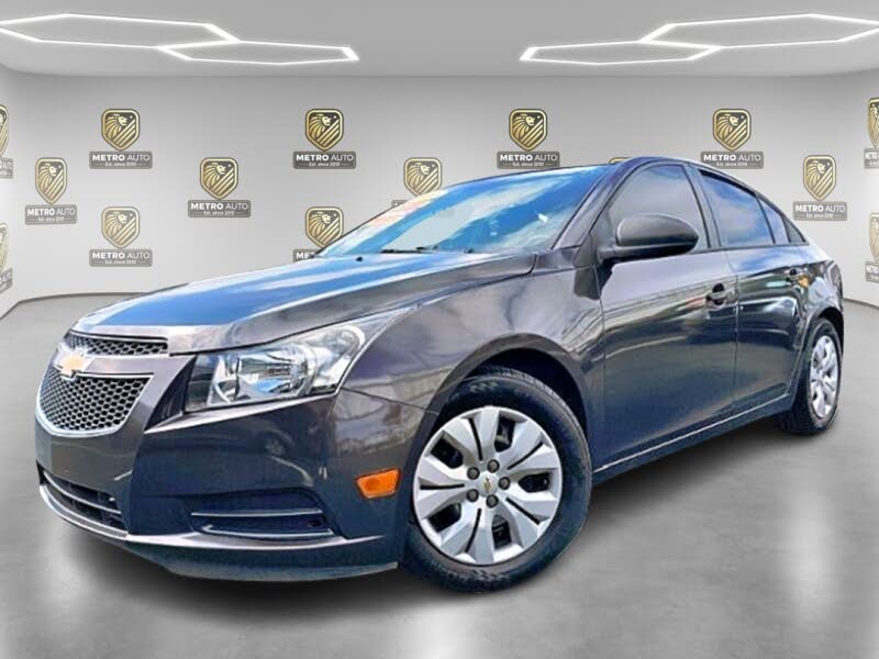 2014 Chevrolet Cruze LS Sedan FWD