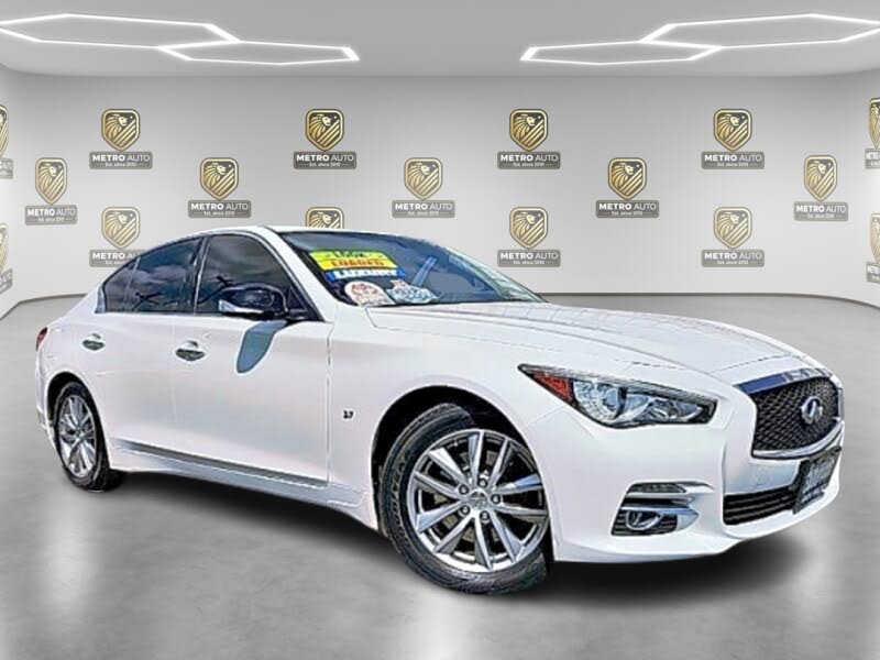 2015 INFINITI Q50 3.7 Premium RWD