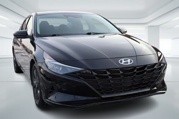 2023 Hyundai Elantra SEL FWD