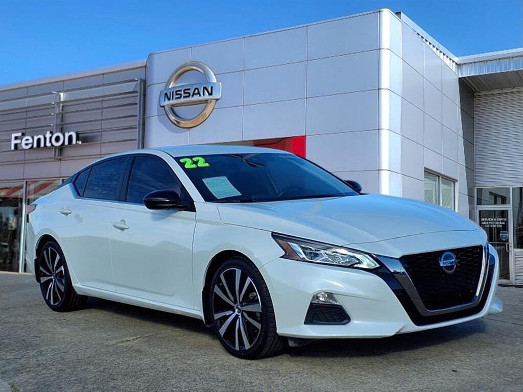 2022 Nissan Altima 2.5 SR FWD