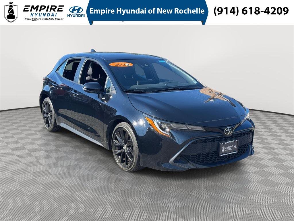2022 Toyota Corolla Hatchback SE Nightshade Edition FWD