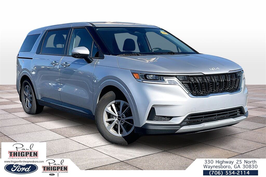 2022 Kia Carnival LX FWD