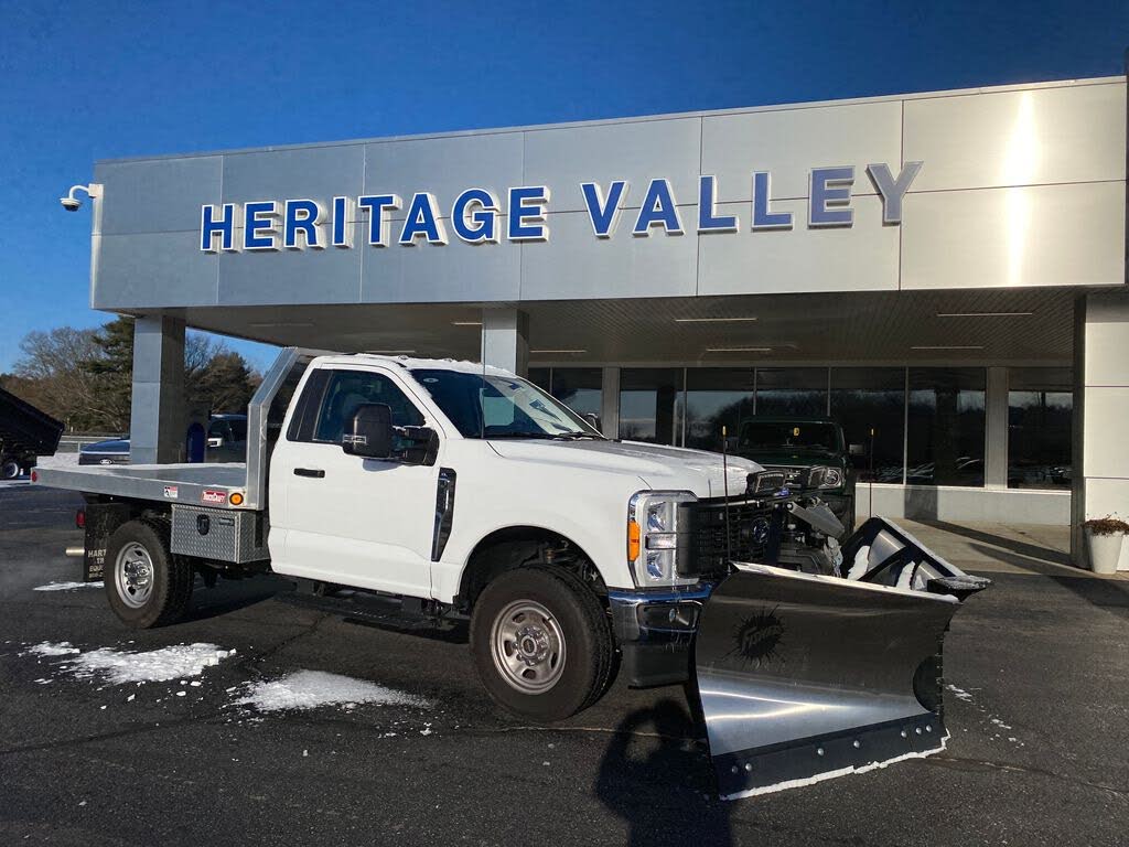 2023 Ford F-350 Super Duty XL LB 4WD