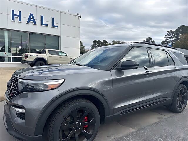 2022 Ford Explorer ST RWD