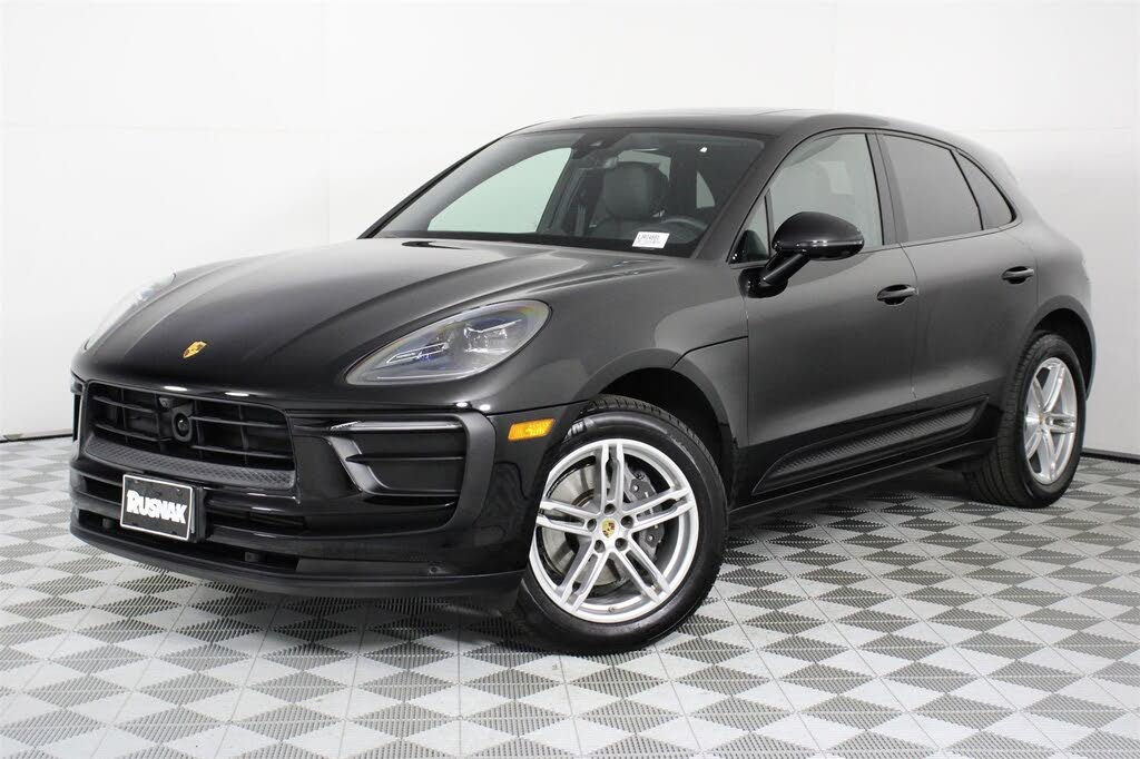 2025 Porsche Macan