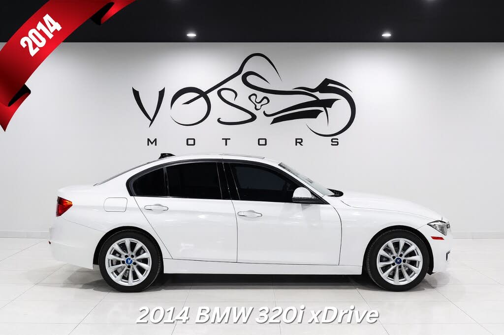 BMW 3 Series 320i xDrive Sedan AWD 2014