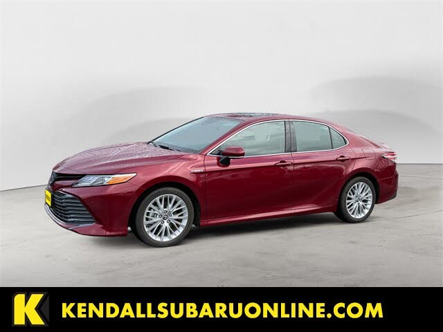2020 Toyota Camry Hybrid XLE FWD