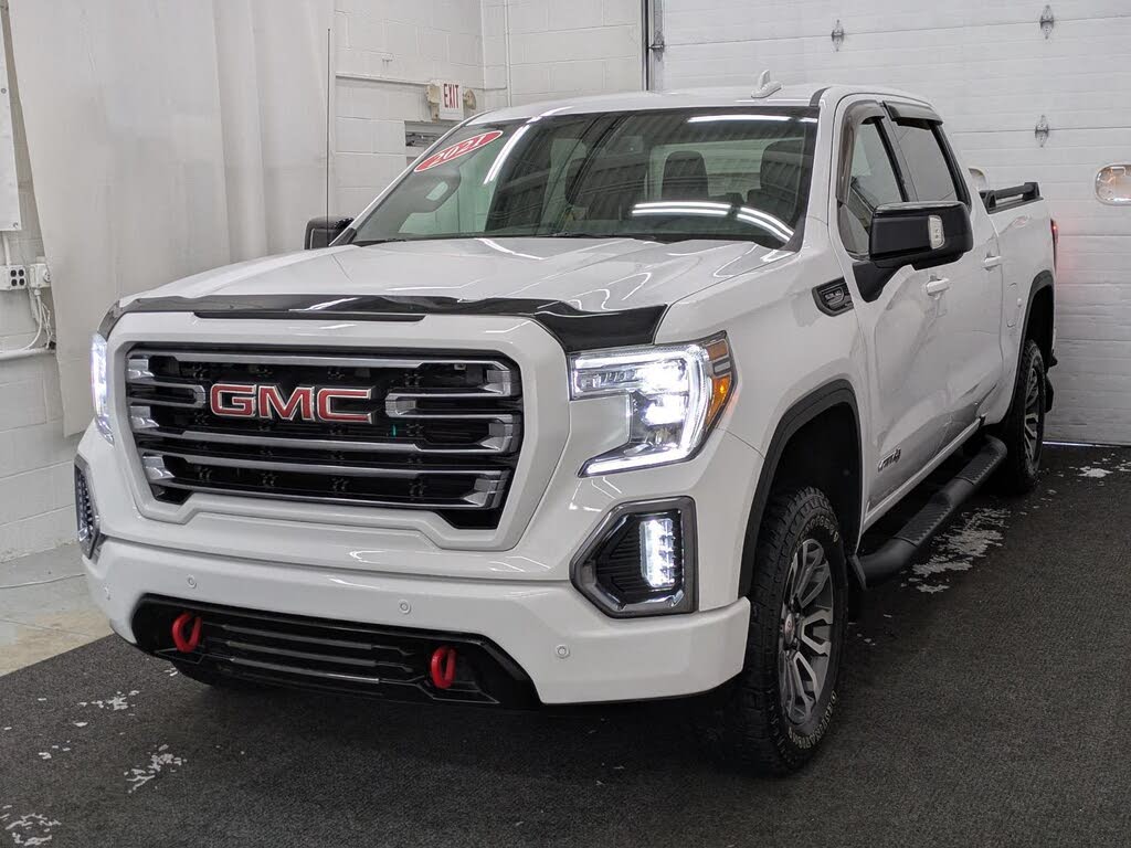 2021 GMC Sierra 1500 AT4 Crew Cab 4WD