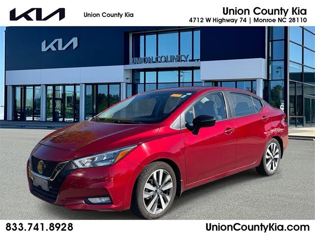 2021 Nissan Versa SR FWD