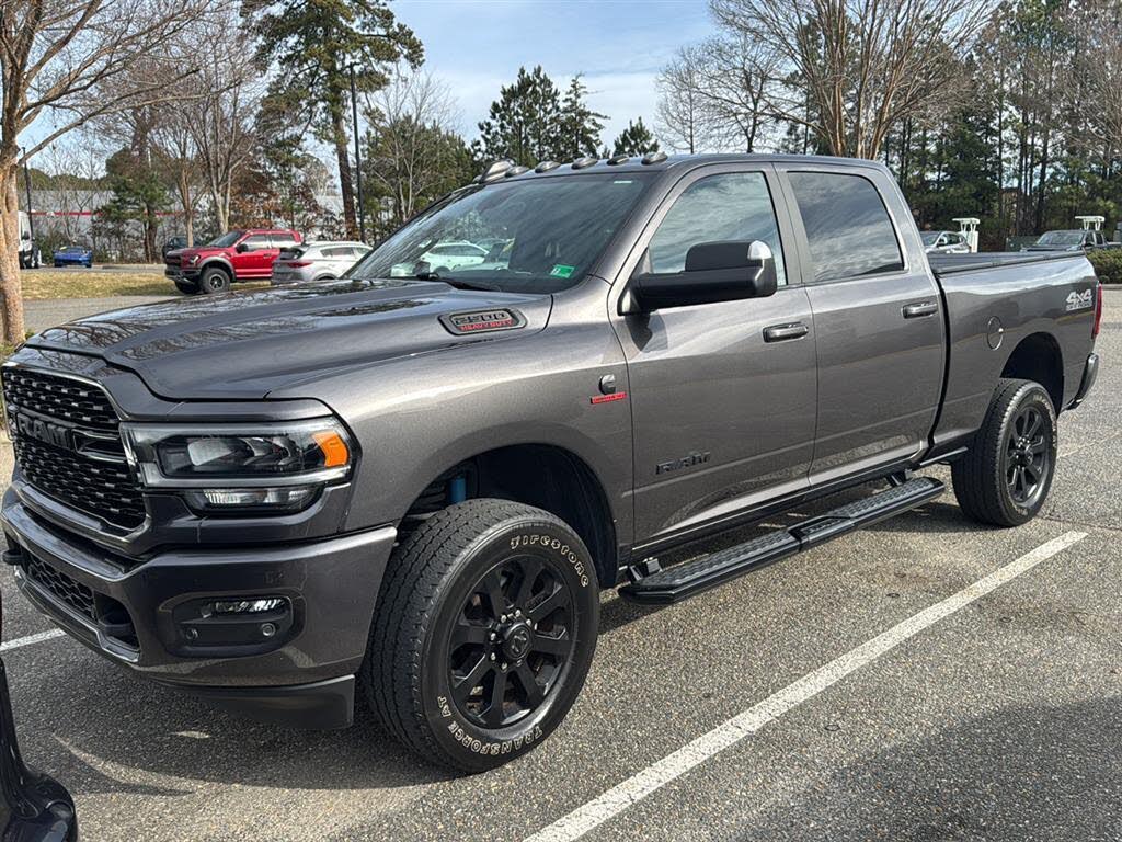 2022 RAM 2500 Big Horn Crew Cab 4WD