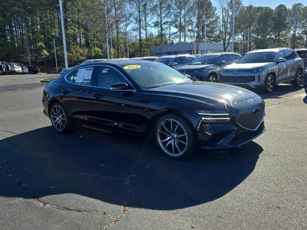 2023 Genesis G70 2.0T RWD