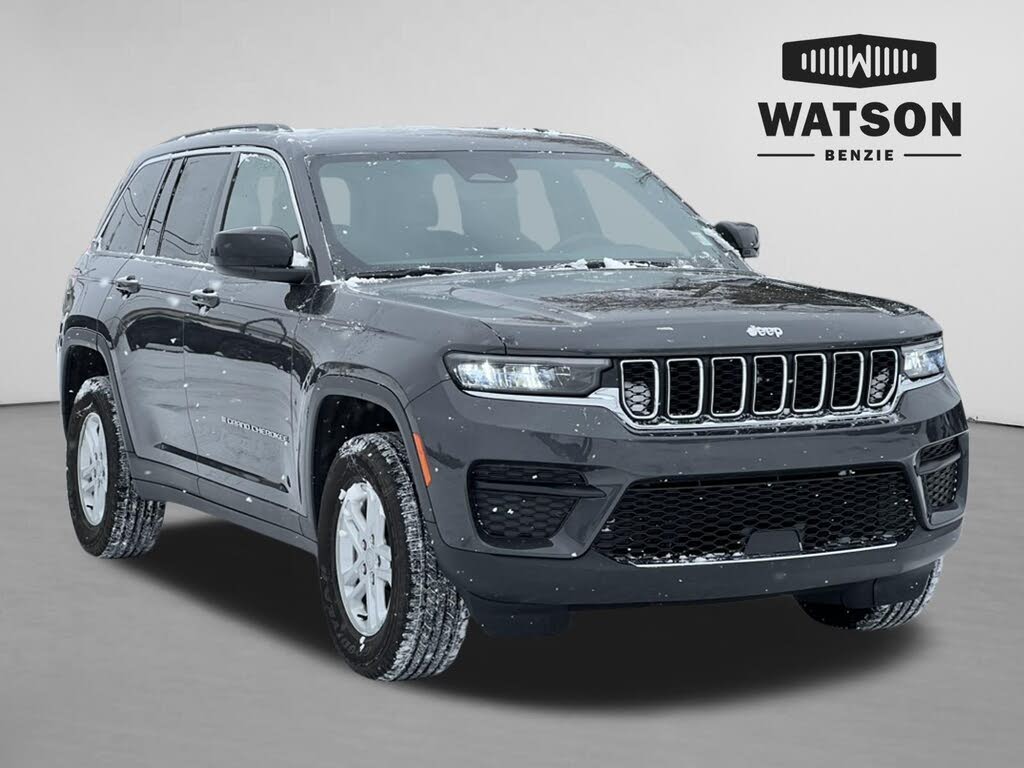 2024 Jeep Grand Cherokee Laredo 4WD