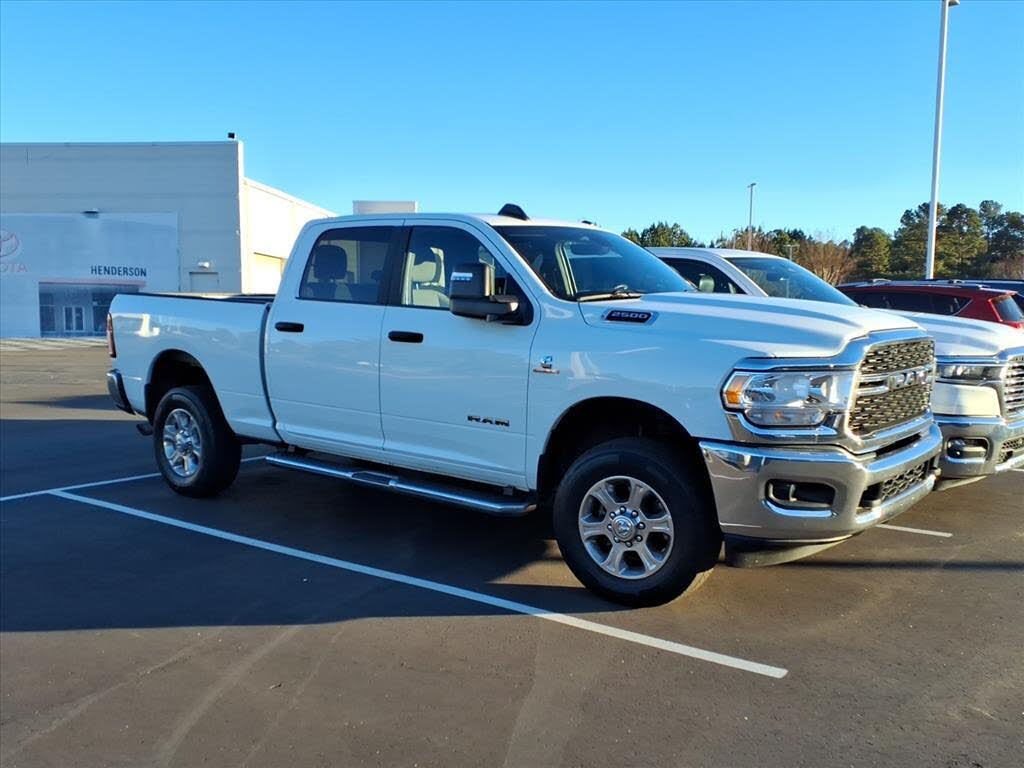 2024 RAM 2500 Big Horn Crew Cab 4WD