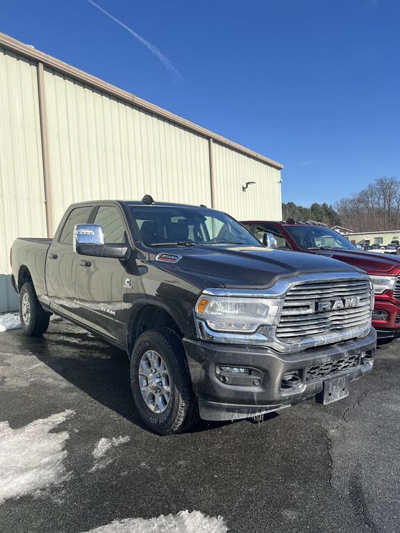 2024 RAM 2500 Laramie Crew Cab 4WD