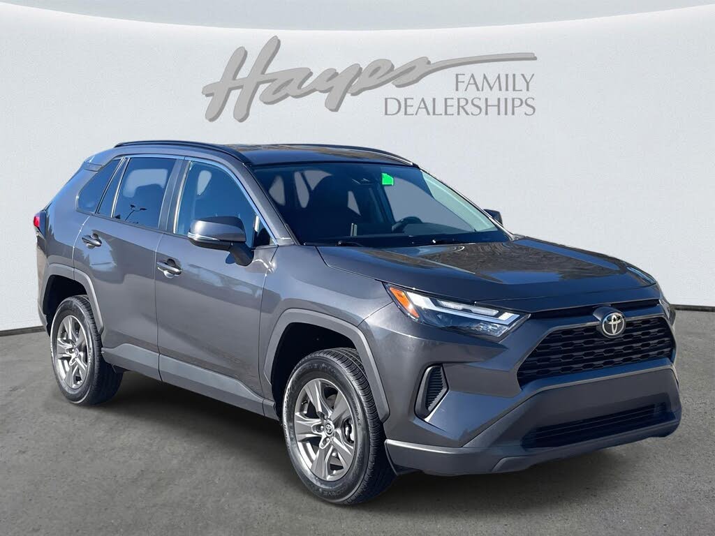 2024 Toyota RAV4 XLE FWD