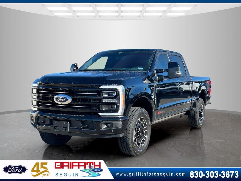 2025 Ford F-250 Super Duty Platinum Crew Cab 4WD