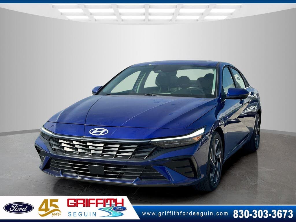 2025 Hyundai Elantra Limited FWD