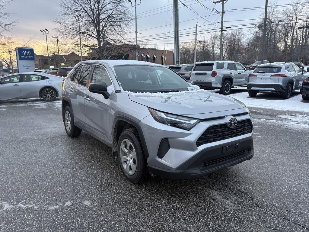 2025 Toyota RAV4 LE AWD