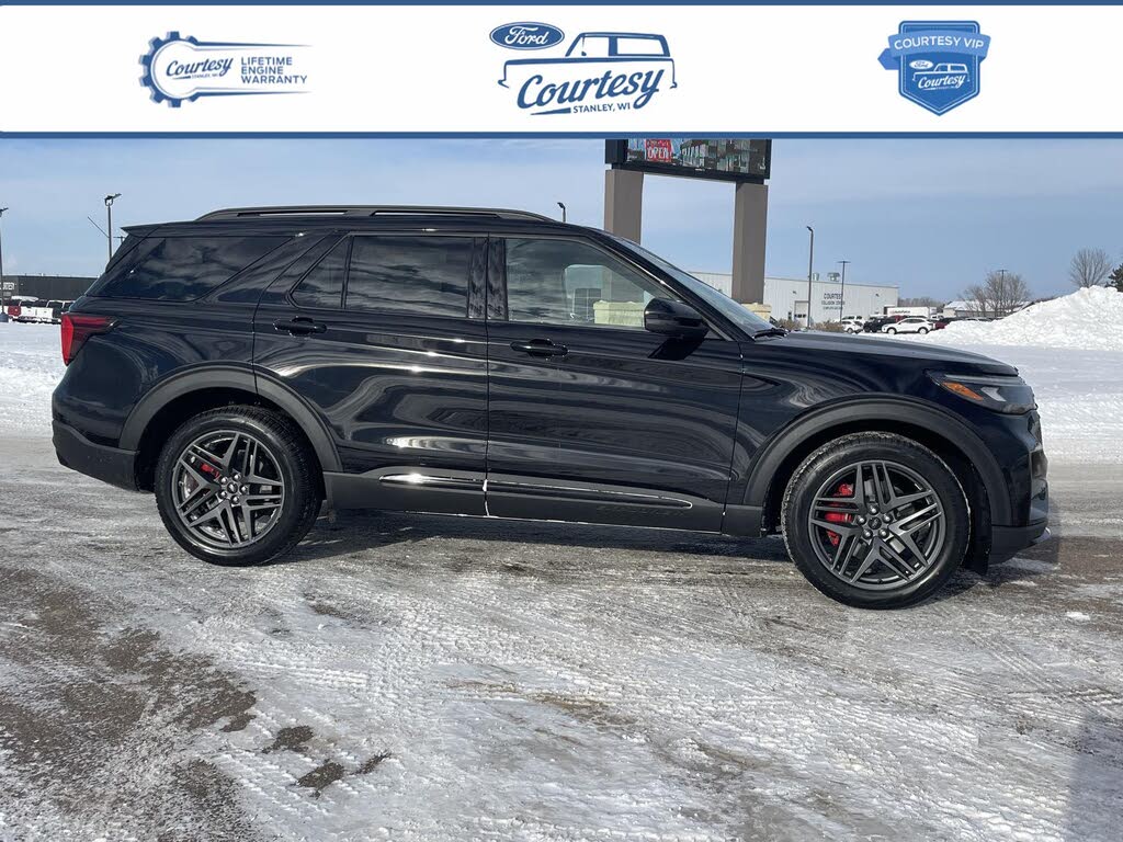 2026 Ford Explorer ST AWD