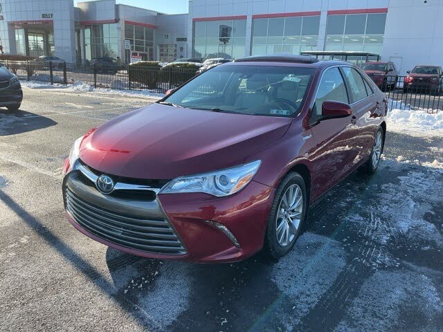 2017 Toyota Camry Hybrid XLE FWD