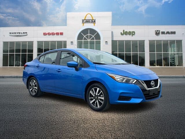 2022 Nissan Versa SV FWD