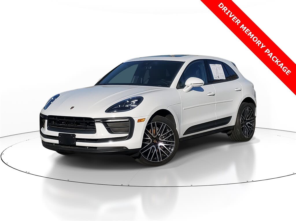 2022 Porsche Macan AWD