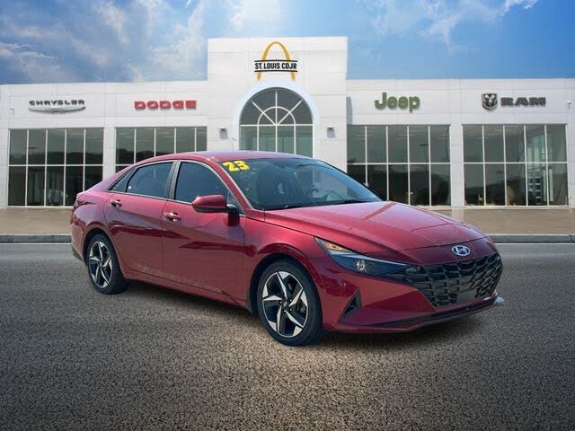 2023 Hyundai Elantra SEL FWD