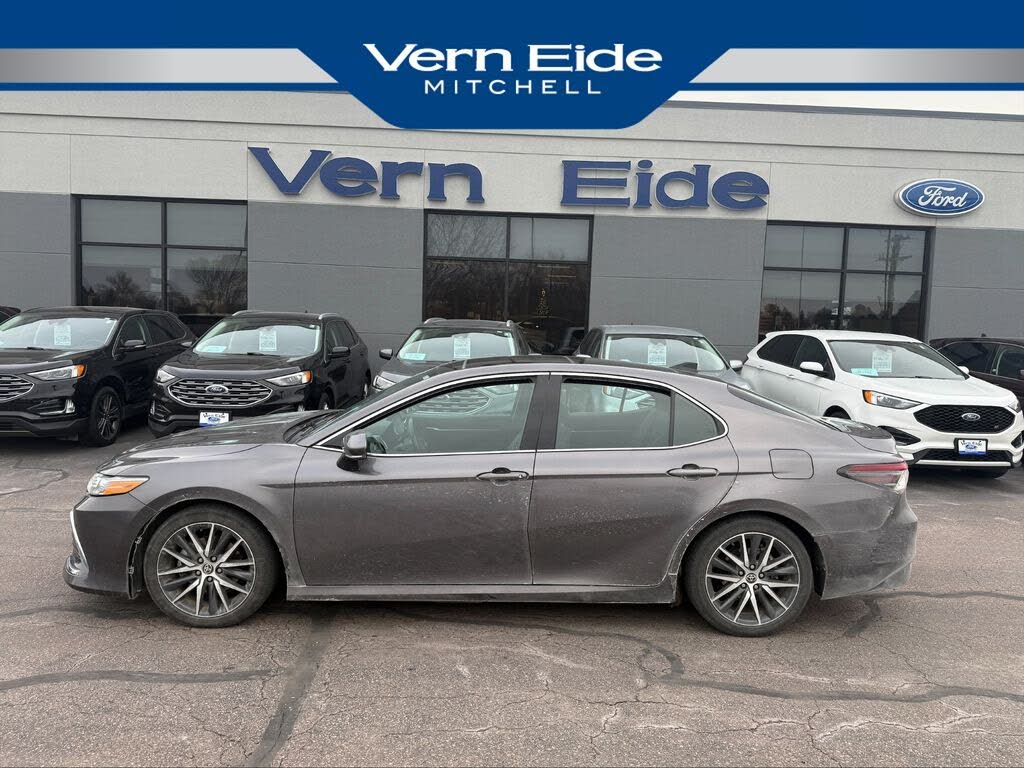 2023 Toyota Camry XLE FWD