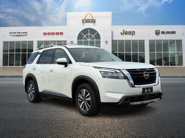 2024 Nissan Pathfinder SL 4WD