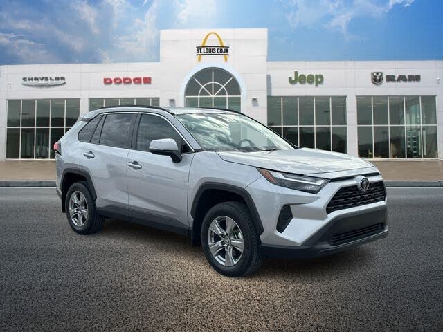 2024 Toyota RAV4 XLE FWD