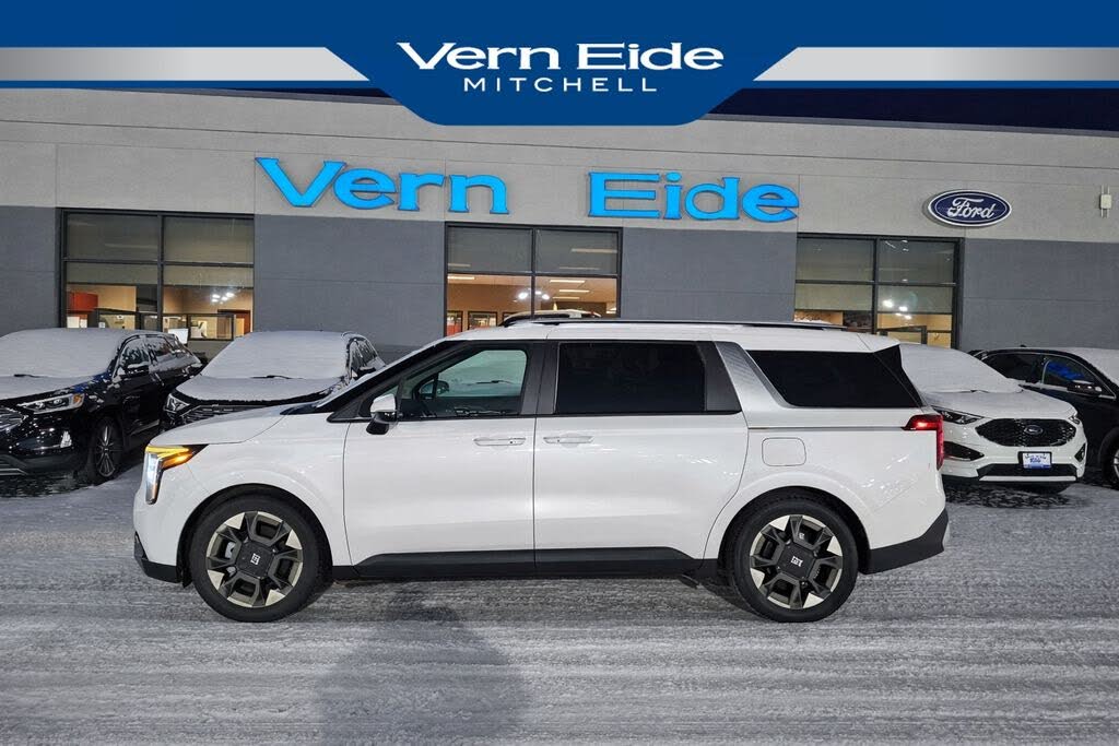 2025 Kia Carnival EX FWD