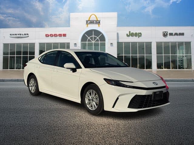 2025 Toyota Camry LE FWD