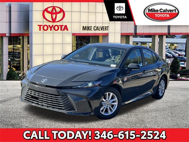 2025 Toyota Camry LE FWD