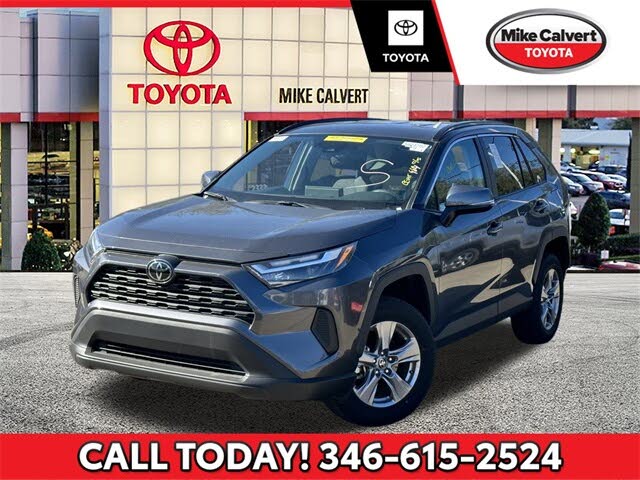 2025 Toyota RAV4 XLE FWD