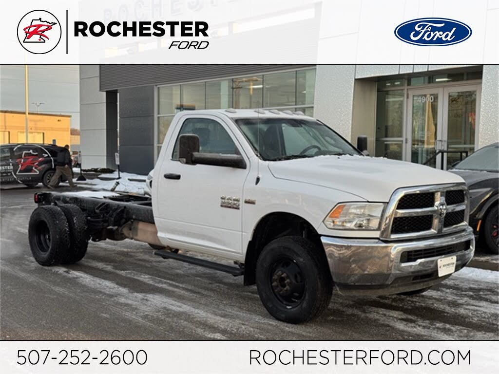 2017 RAM 3500 Chassis Tradesman LB 4WD