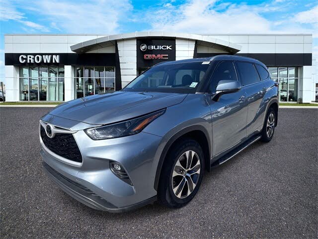 2022 Toyota Highlander XLE FWD