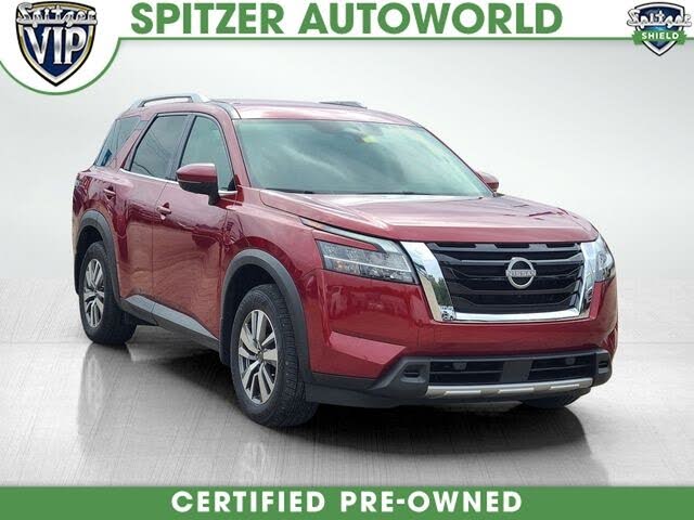 2023 Nissan Pathfinder SL 4WD