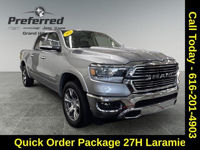 2022 RAM 1500 Laramie Crew Cab 4WD