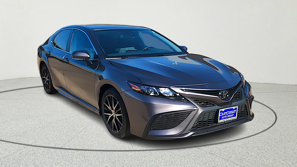 2024 Toyota Camry SE FWD