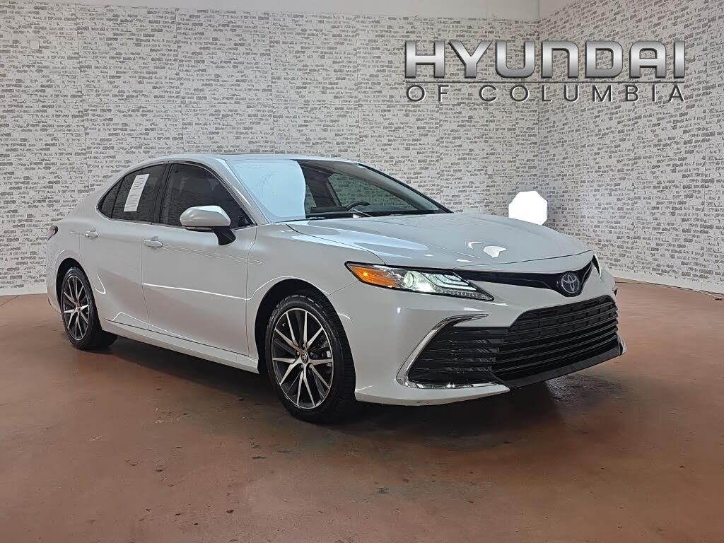 2024 Toyota Camry Hybrid XLE FWD