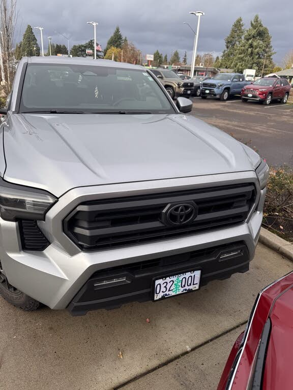 2024 Toyota Tacoma SR5 Double Cab 4WD