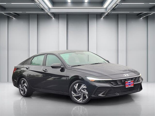2025 Hyundai Elantra SEL Sport FWD