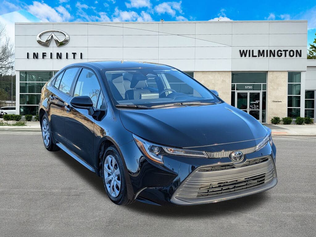 2025 Toyota Corolla LE FWD