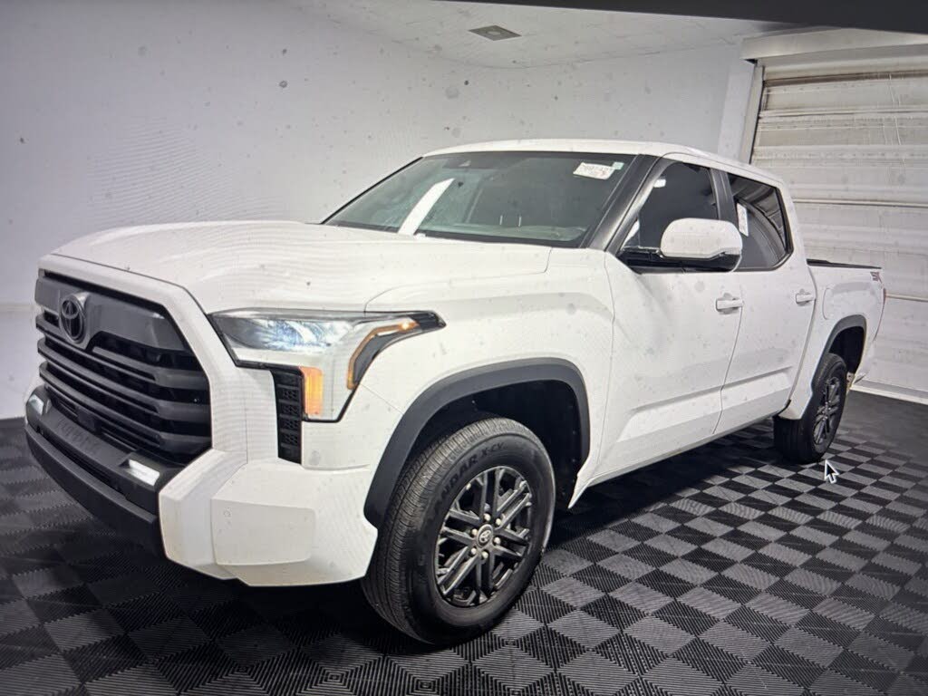 2025 Toyota Tundra SR5 CrewMax Cab 4WD