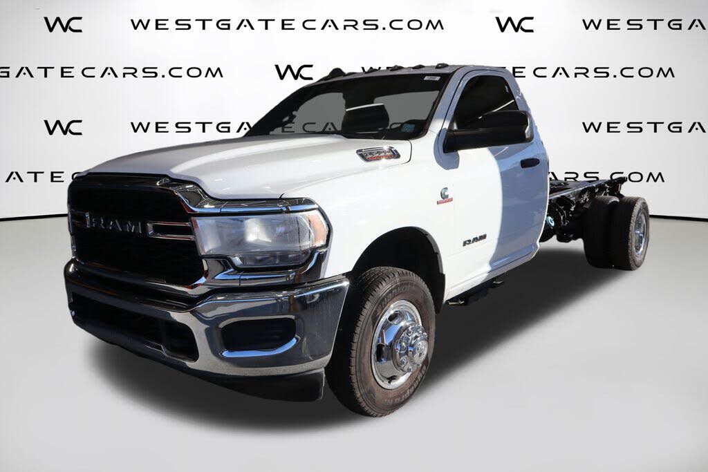 2022 RAM 3500 Chassis Tradesman Regular Cab LB DRW RWD