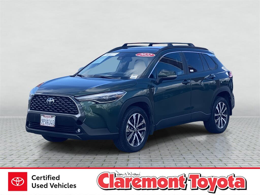 2022 Toyota Corolla Cross XLE AWD