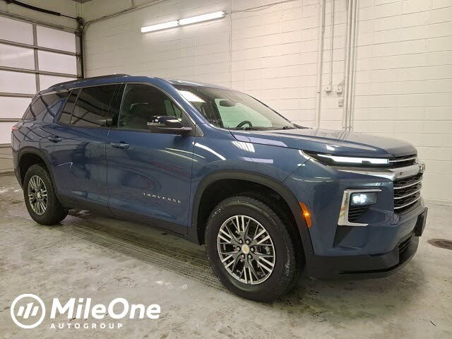 2025 Chevrolet Traverse LT AWD