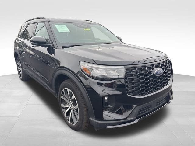 2025 Ford Explorer ST-Line AWD