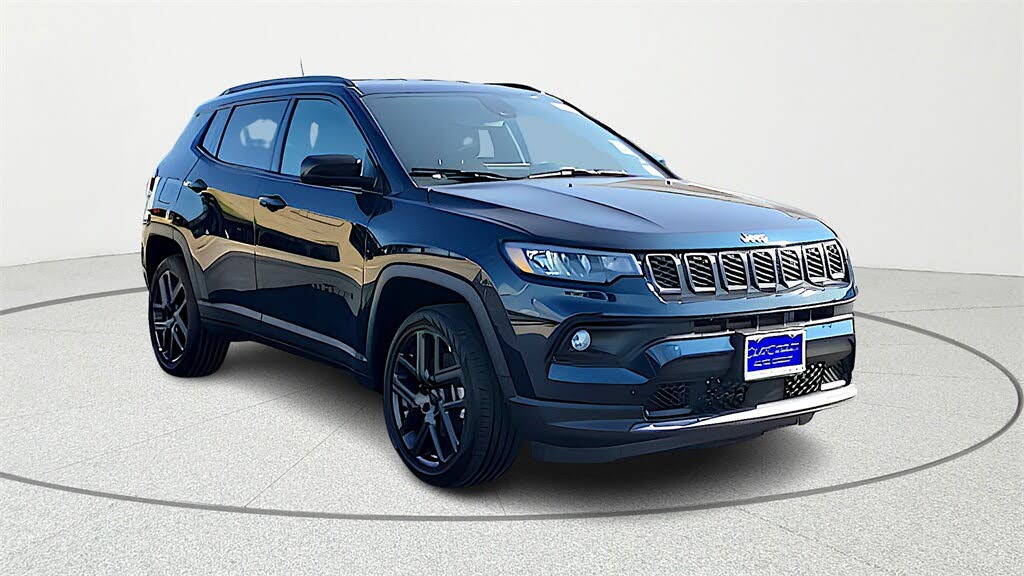 2026 Jeep Compass Latitude 4WD
